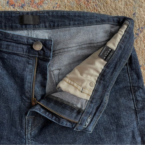 Slim-fit jeans with Dark Wash Resin & Timber Stitch - Picture 2 of 5